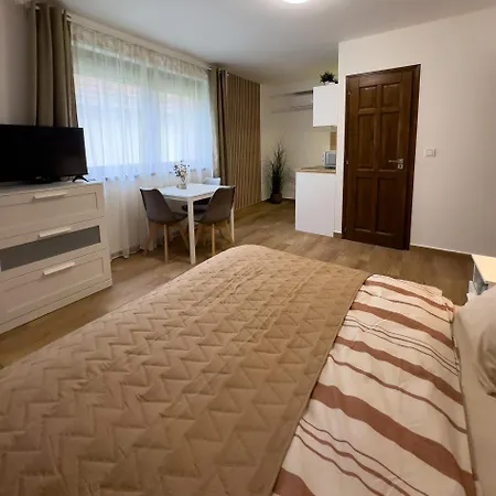 Apartment Rp Apartmanhaz *
