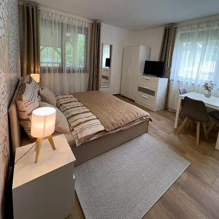 Rp Apartmanhaz Apartment