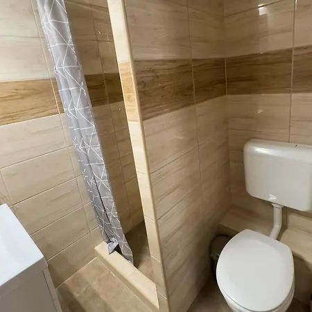 Rp Apartmanhaz *