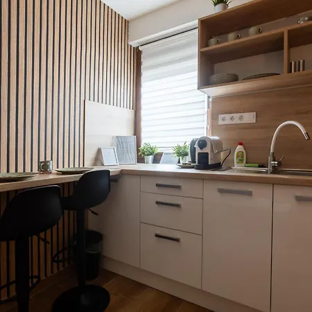 Rp Apartmanhaz *