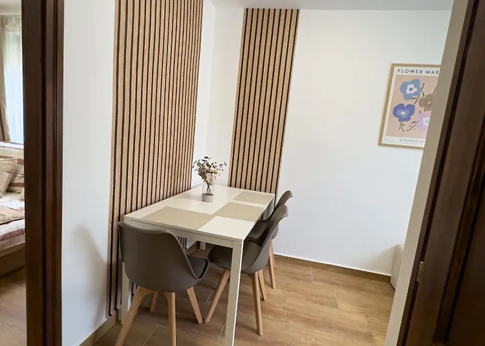 Rp Apartmanhaz * Demjén